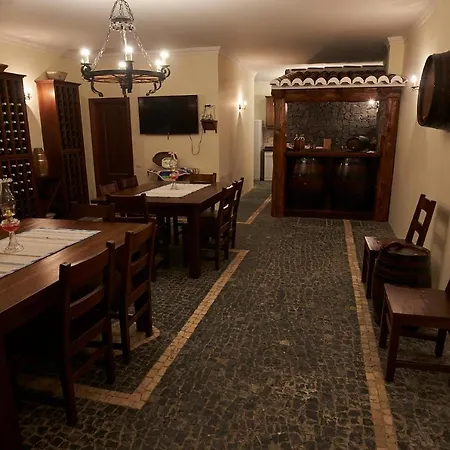 Vivenda Da Saudade 4* أنغرا دو إِراويزو